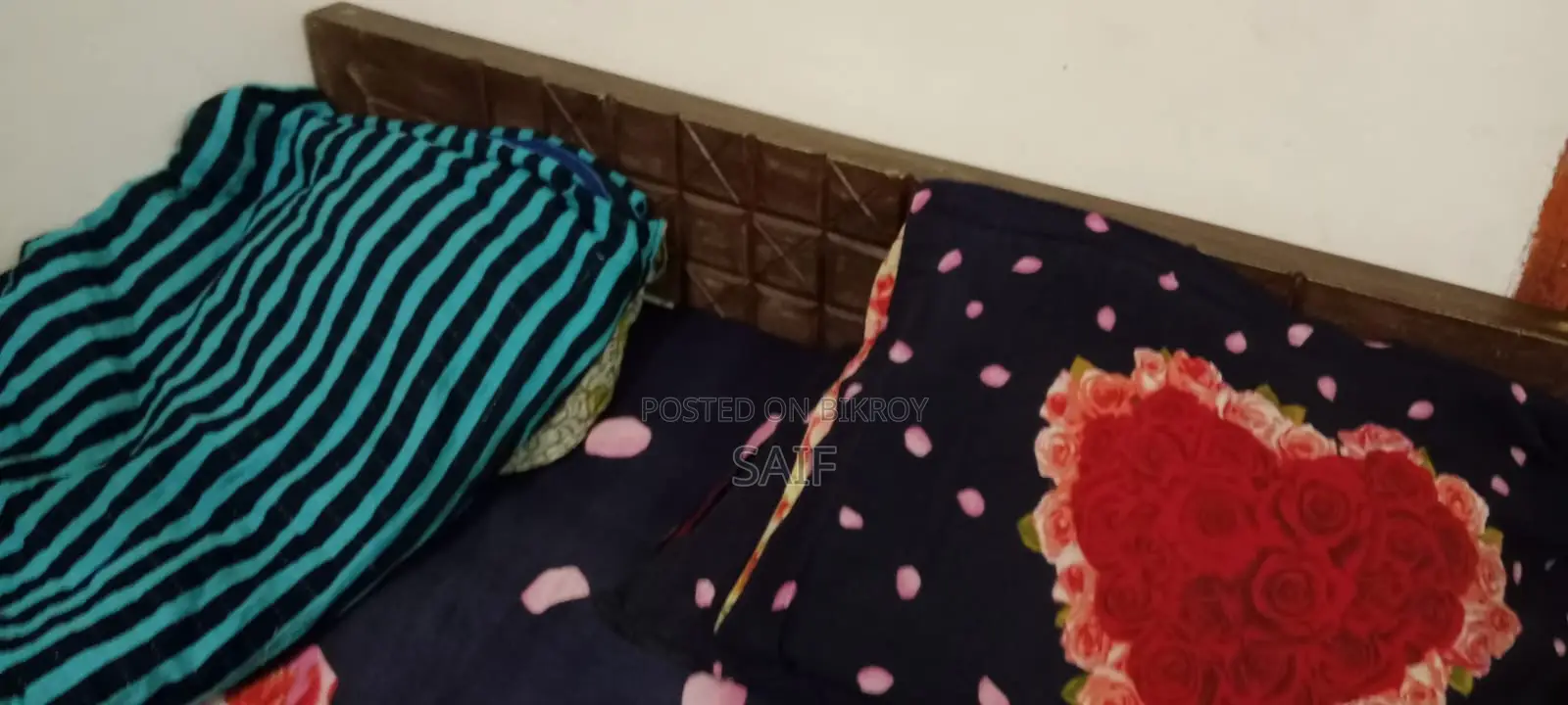 Single bed for sale
