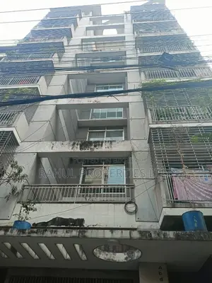 Used Flat For Sale In Bashundhara R/A- Block-D