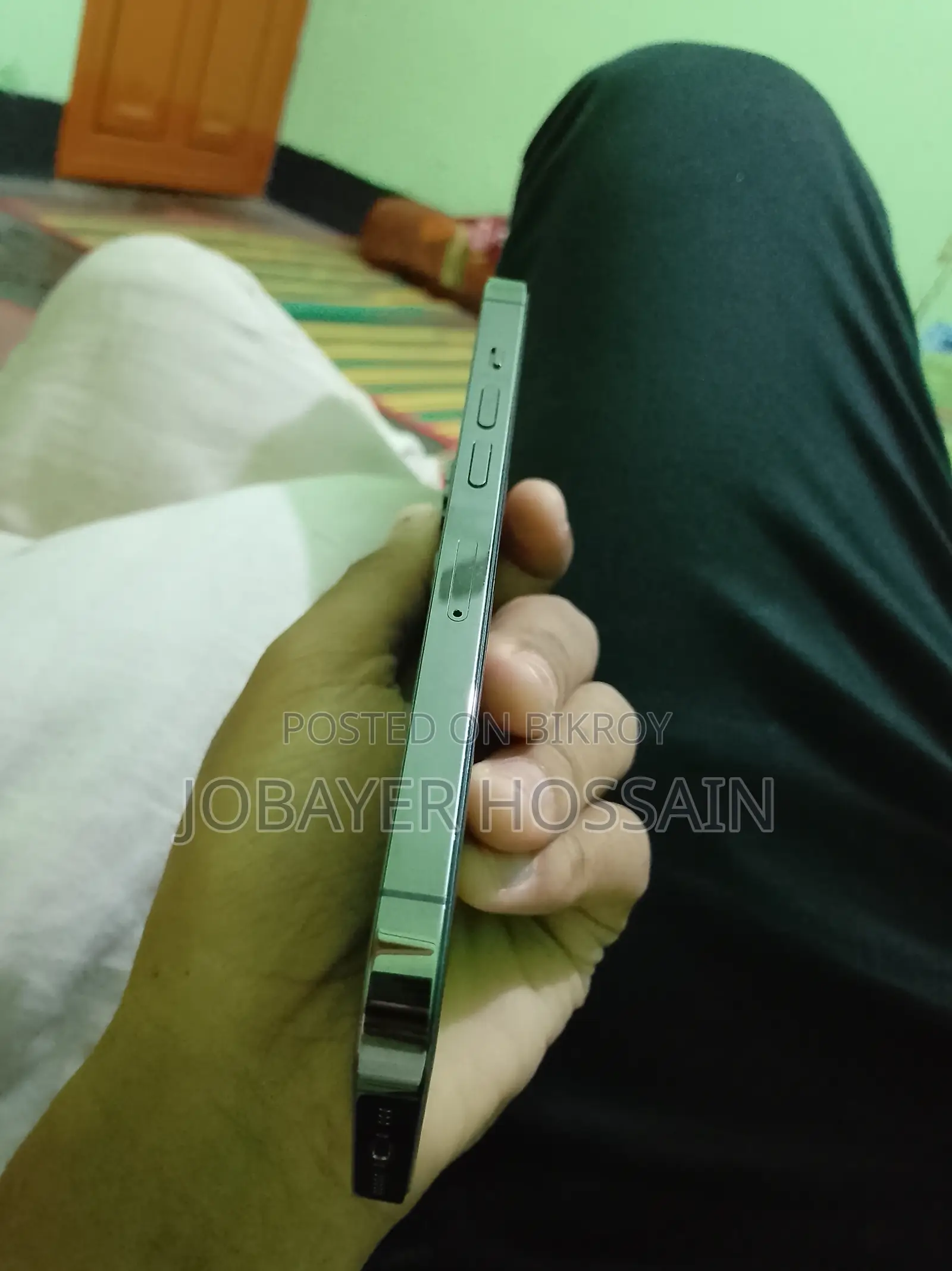 Apple iPhone 13 Pro . (Used)