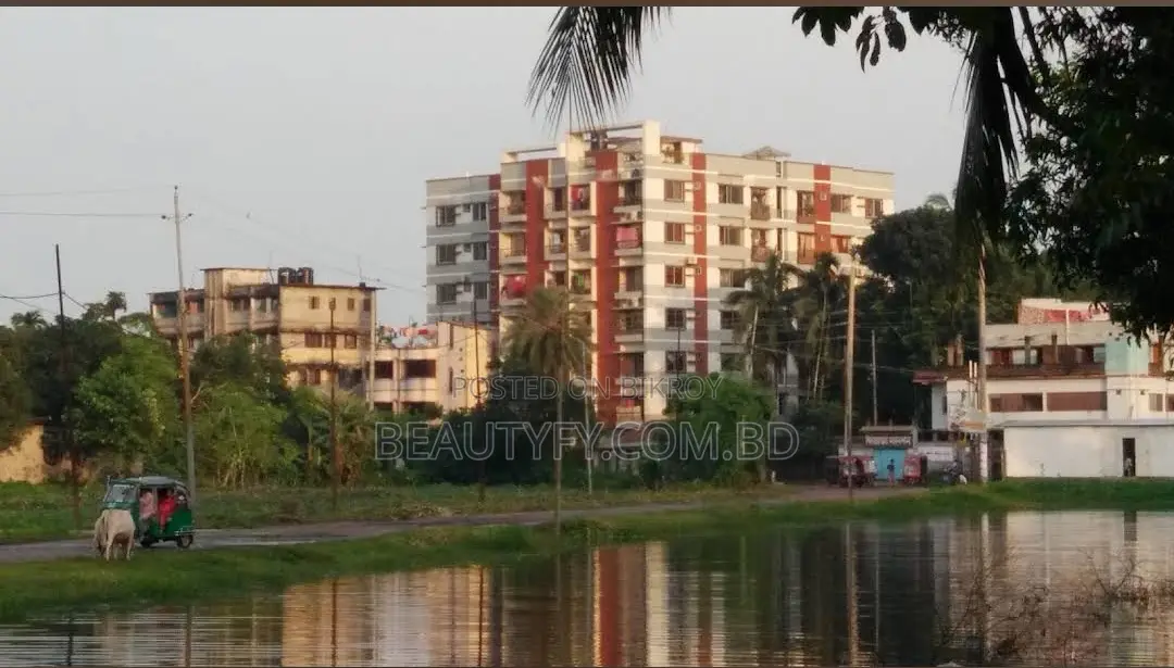South-West Corner Flat for Sale on 2nd Floor