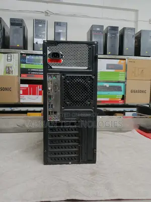 Desktop Computer 2GB Intel Core I3 HDD 500GB