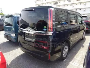 Toyota Noah X Non Hybrid Purple 2020