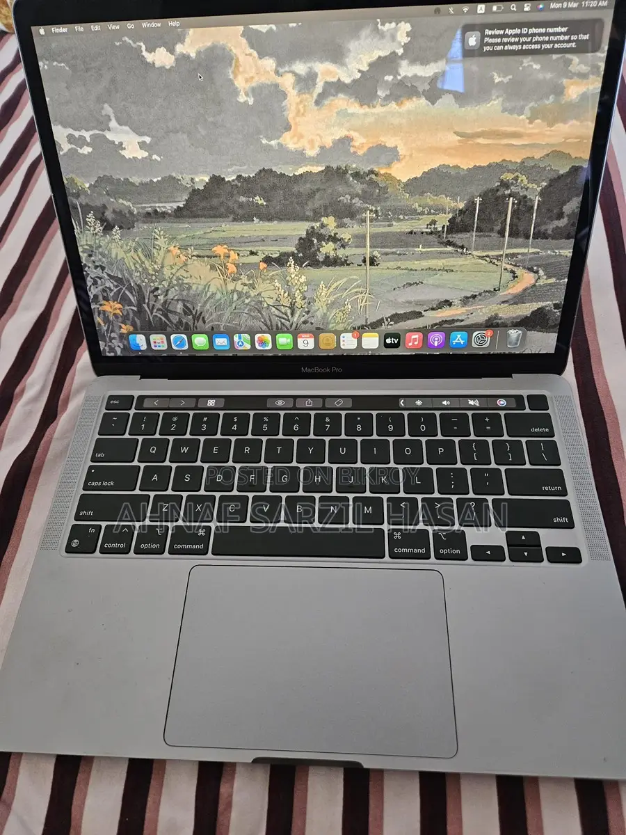 Macbook Pro M2 Chip 2022