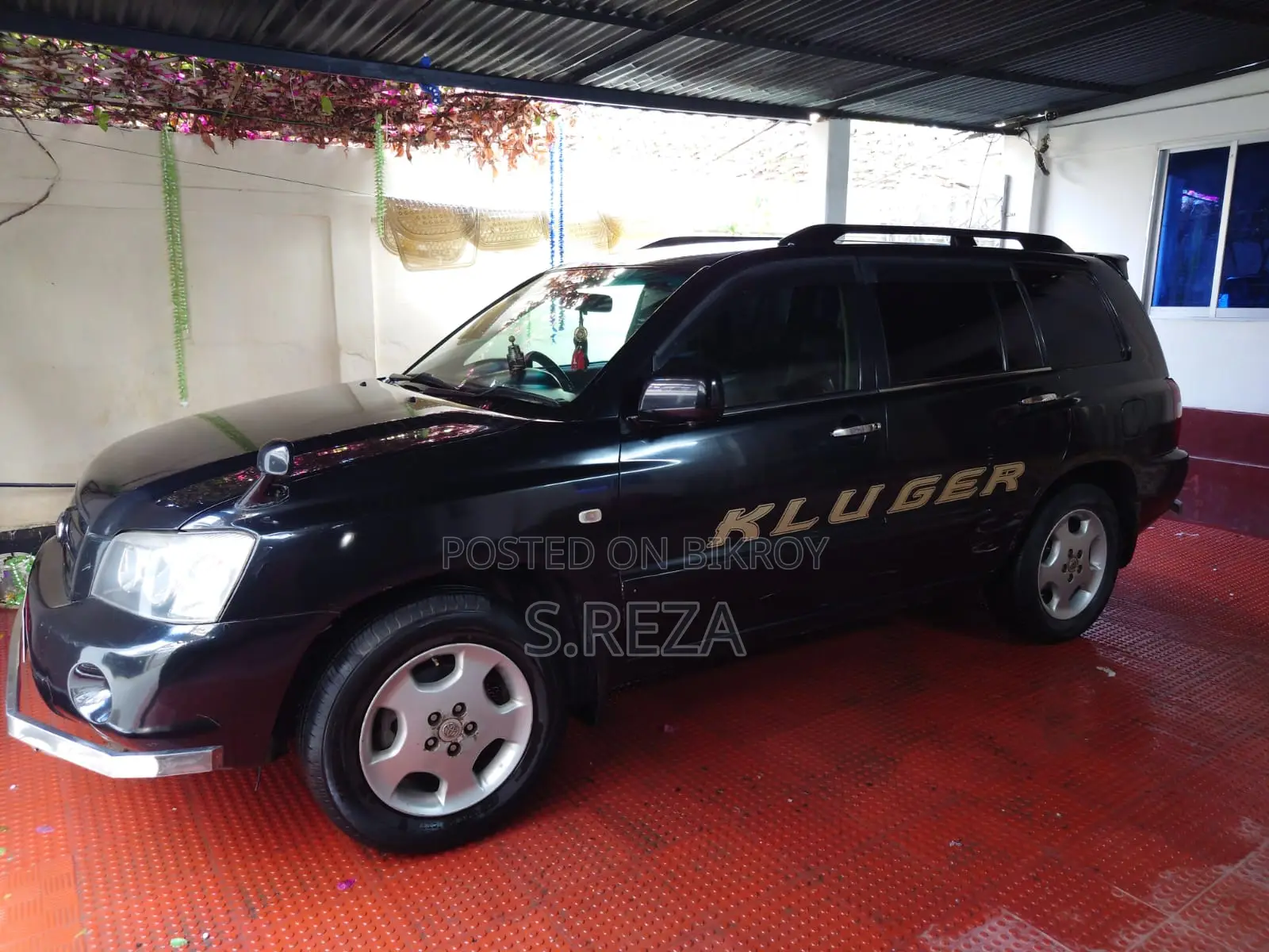 Toyota Kluger 2004