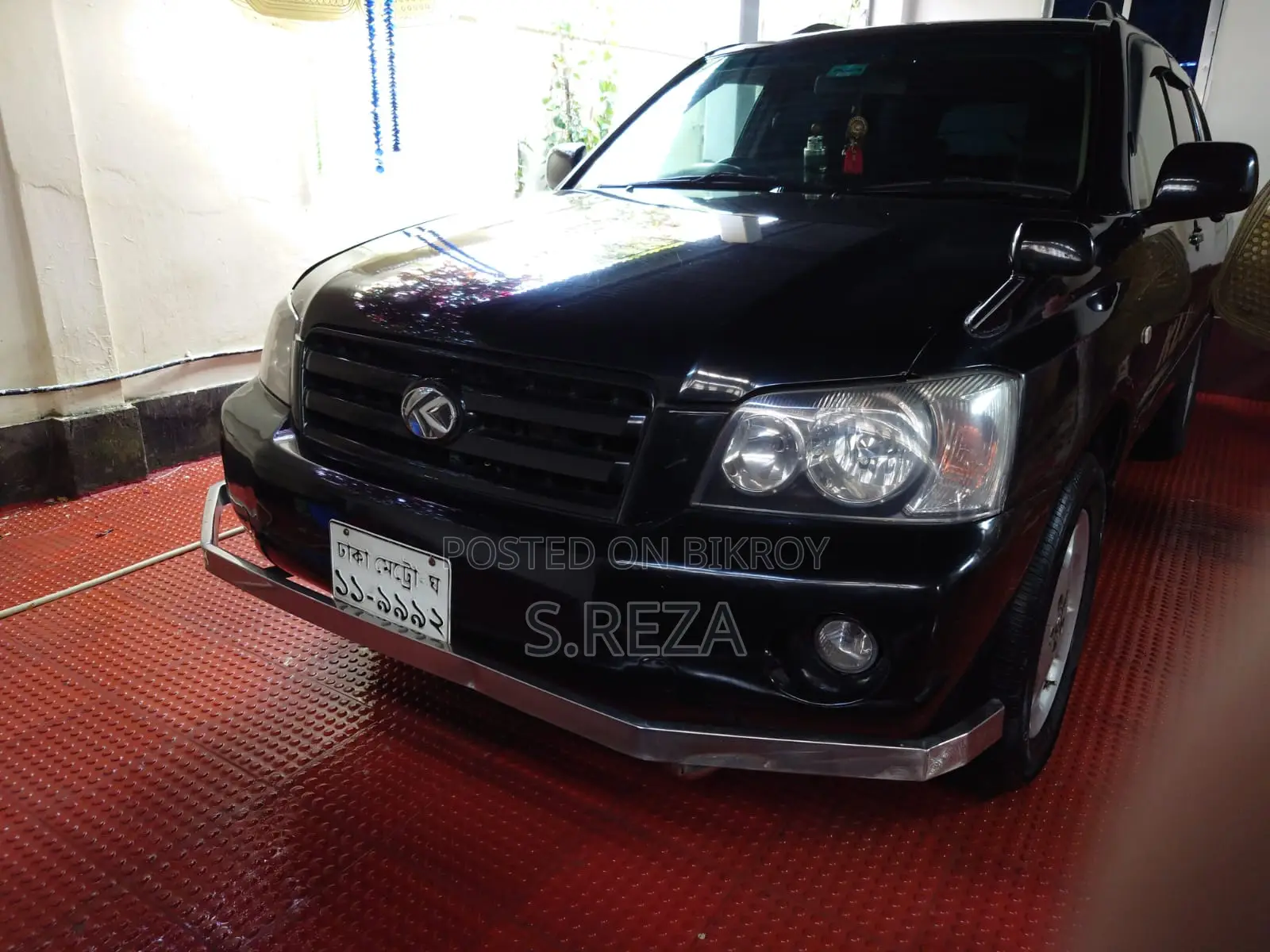 Toyota Kluger 2004