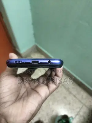 Samsung Galaxy A20 (Used)