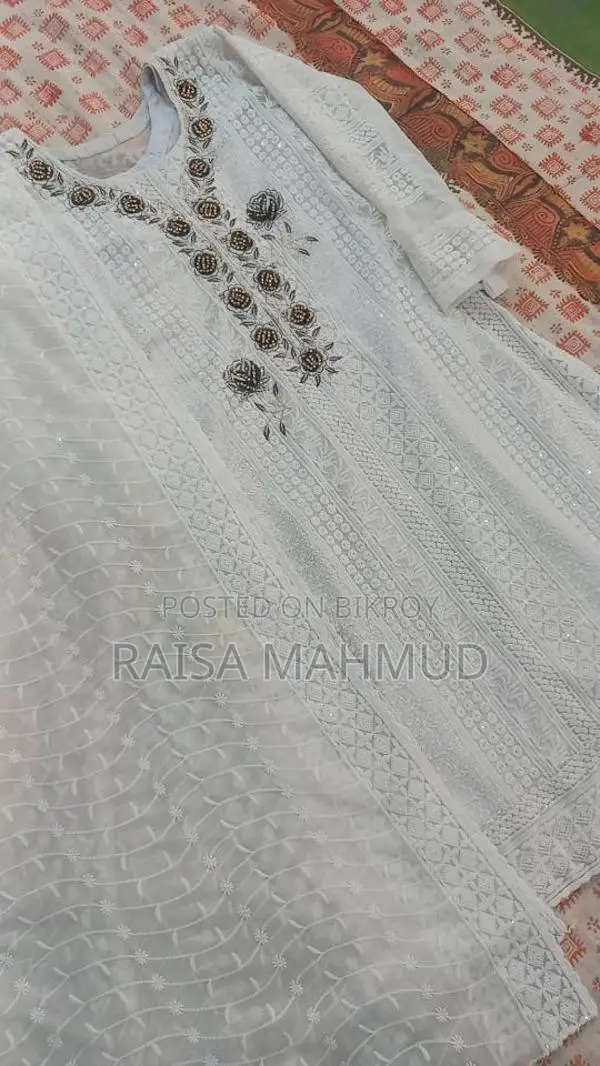 Intact New Readymade 4-Piece Dress for Sale at a Discount