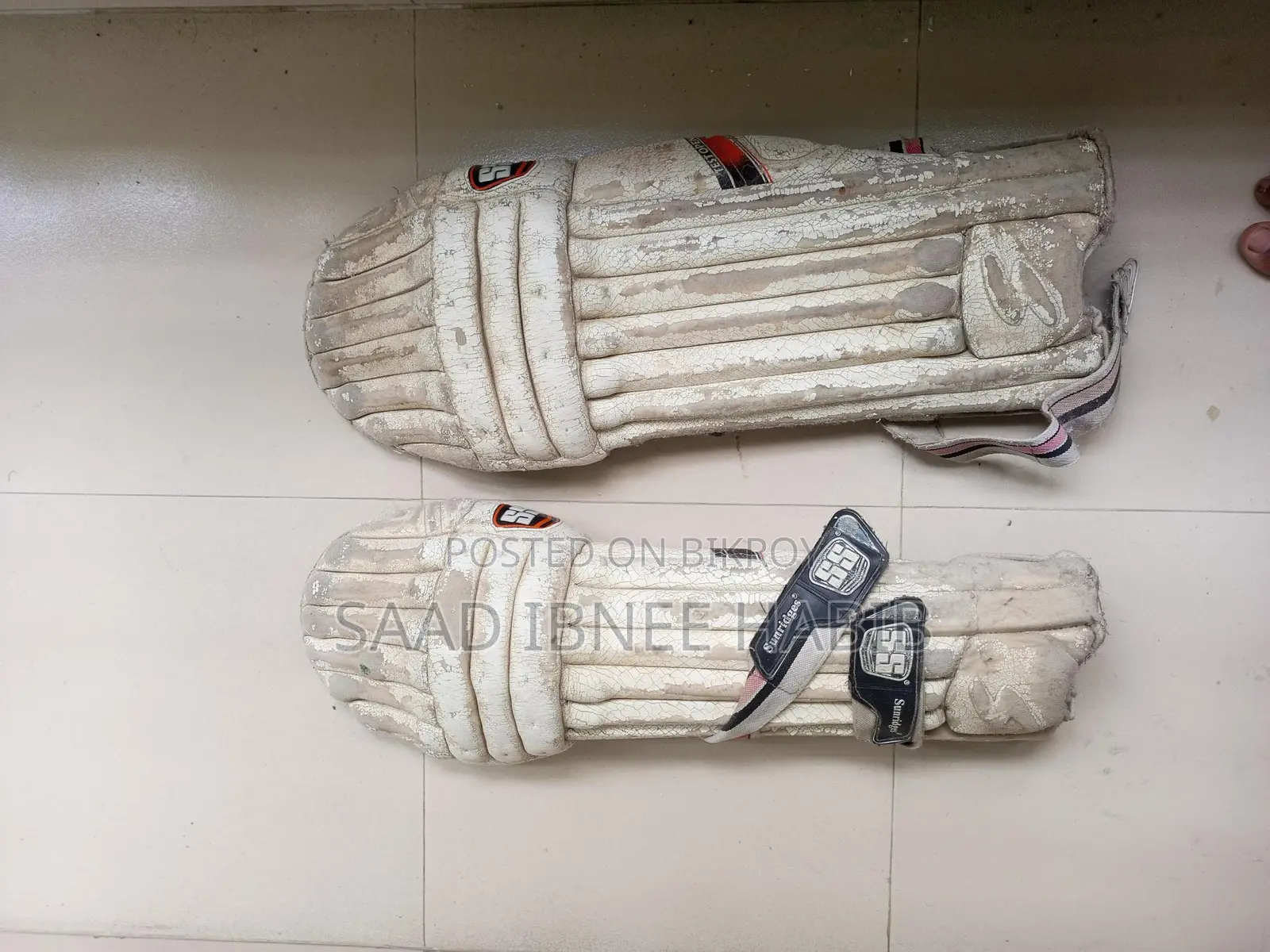 ক্রিকেট কিট