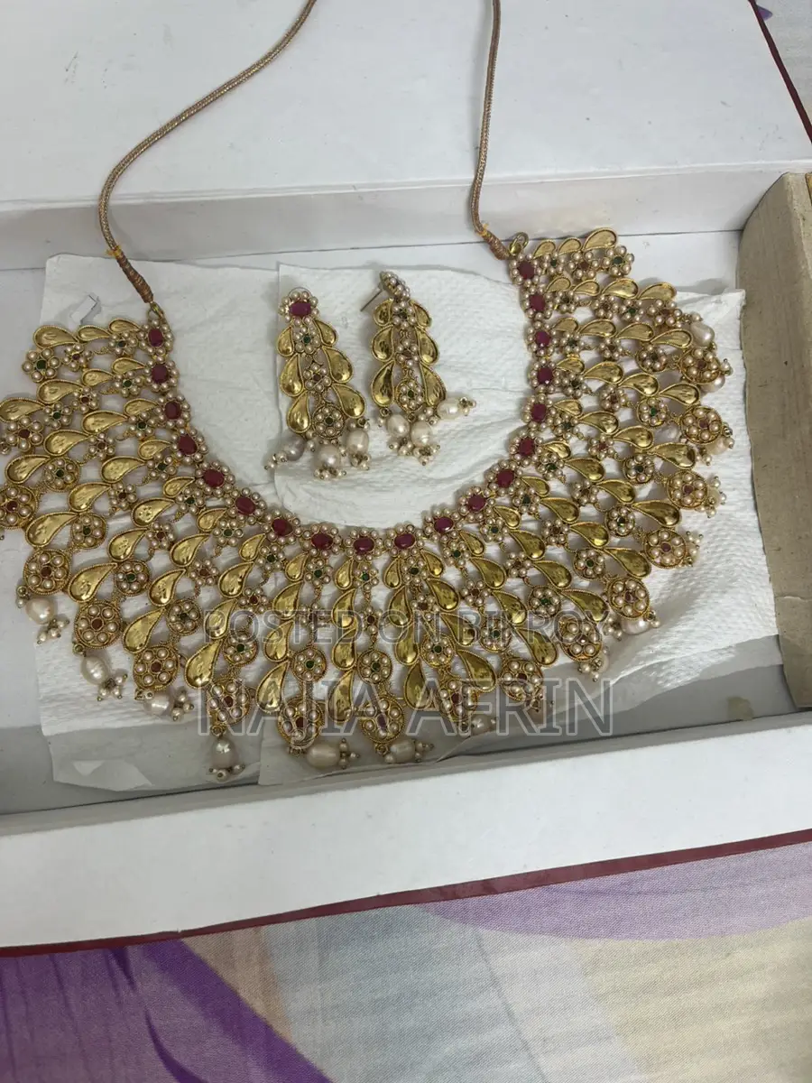 Selling Necklaces