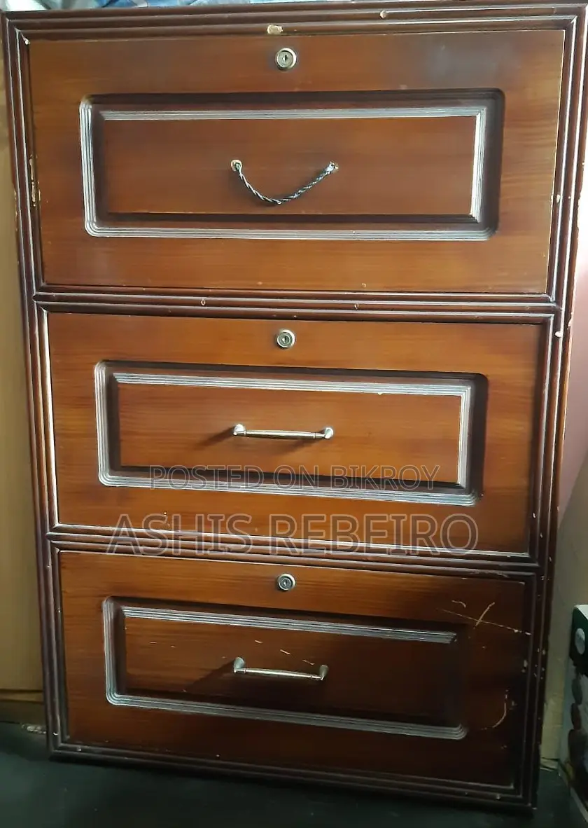 Urgent sell wardrobe