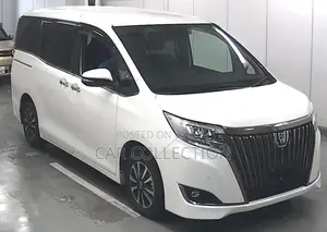 Toyota Esquire 2020