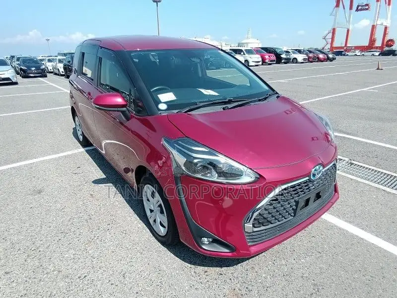 Toyota Sienta Hybrid G 2020