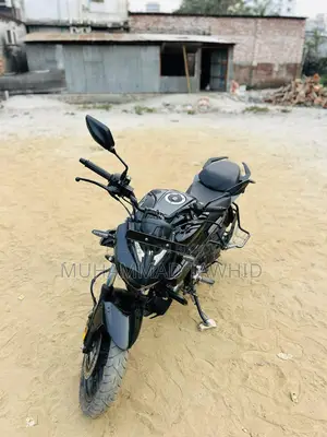 Hero Xtreme 125R . 2025