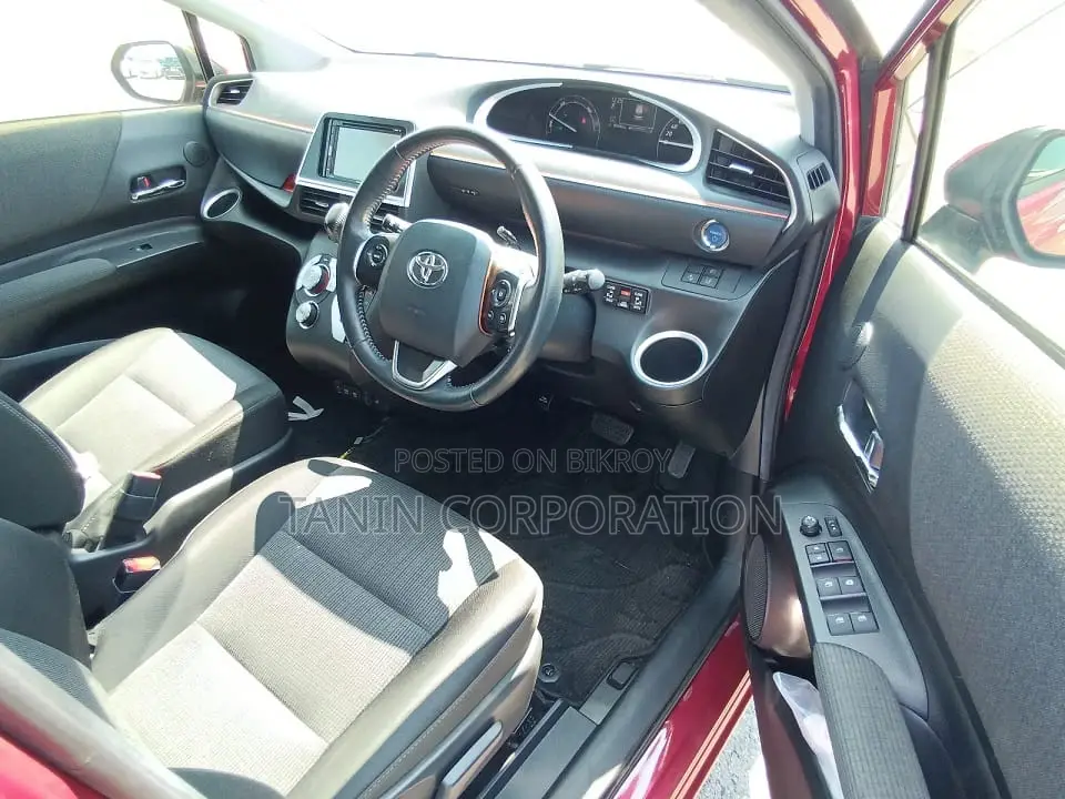 Toyota Sienta Hybrid G 2020