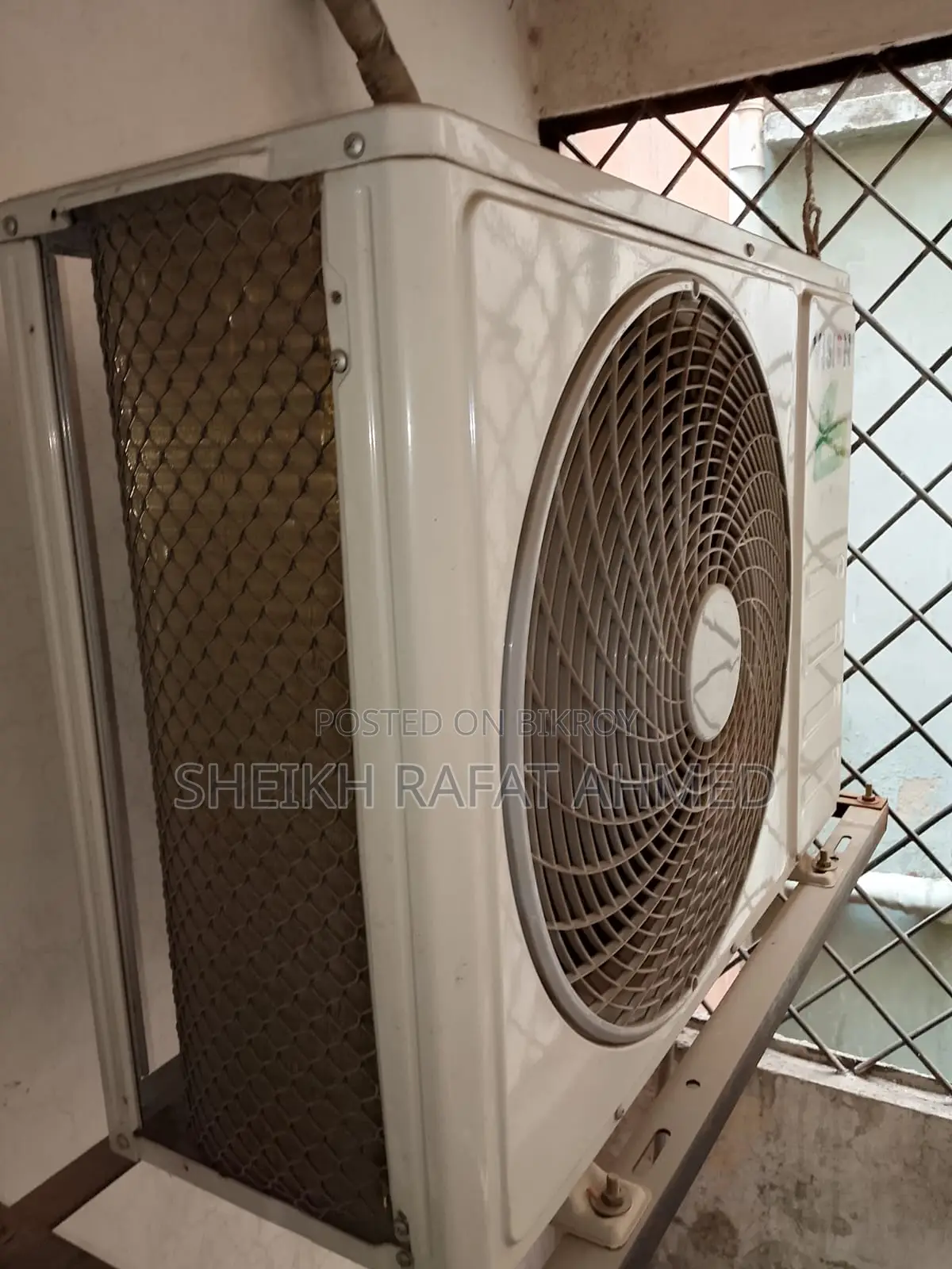 Vision 1 Ton Split Type APCI Inverter 3D Pro AC