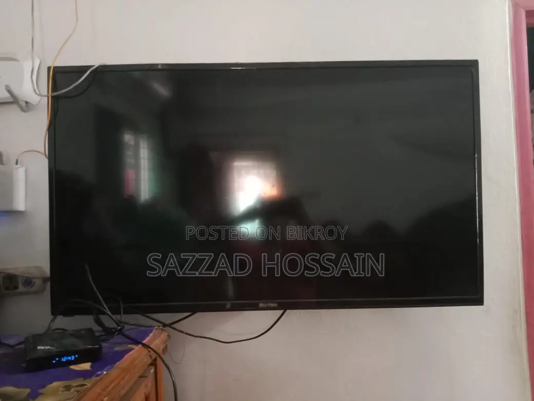 42 inch black LED tv