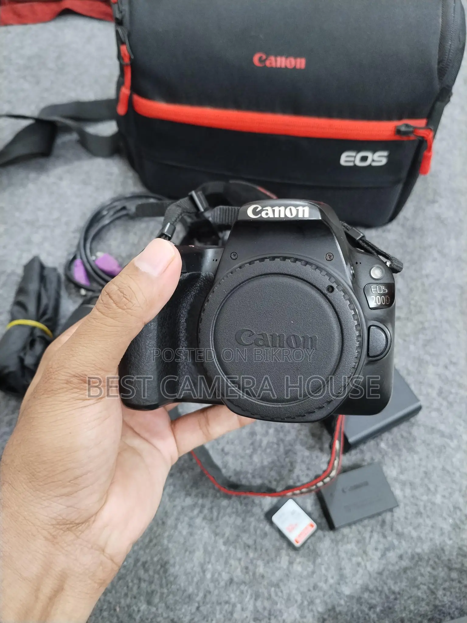 200d body in excellent condition