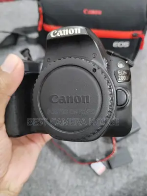 200d body in excellent condition