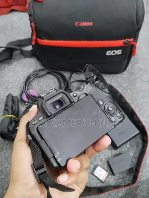200d body in excellent condition