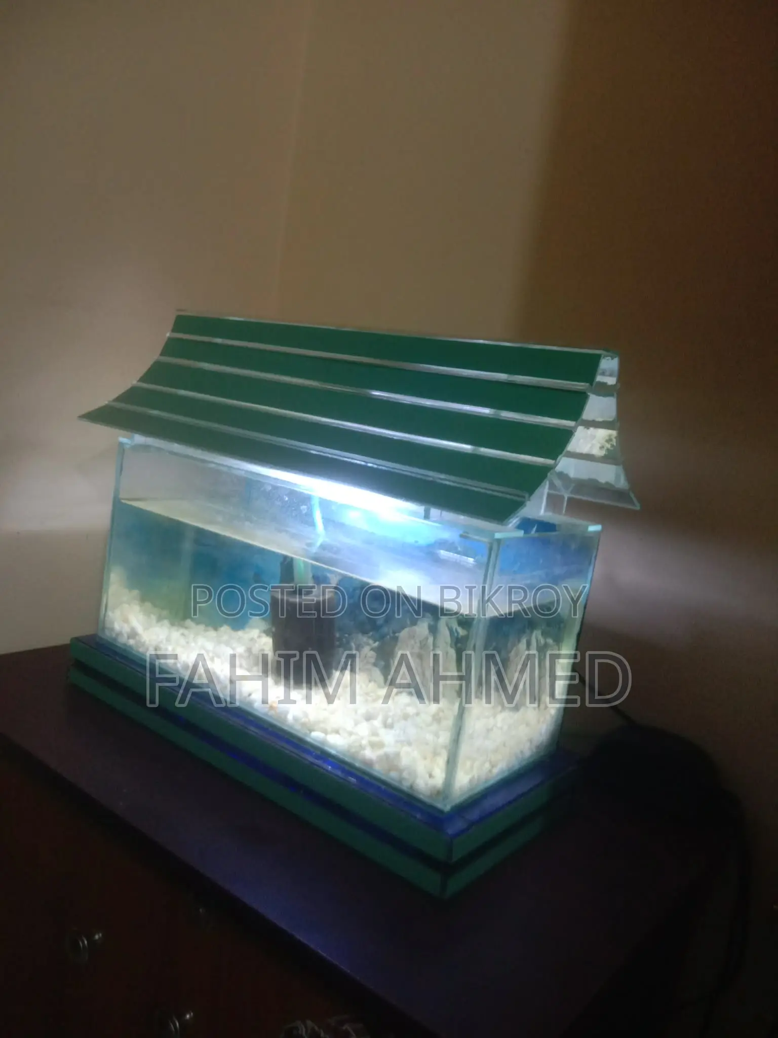 Aquriam sell post