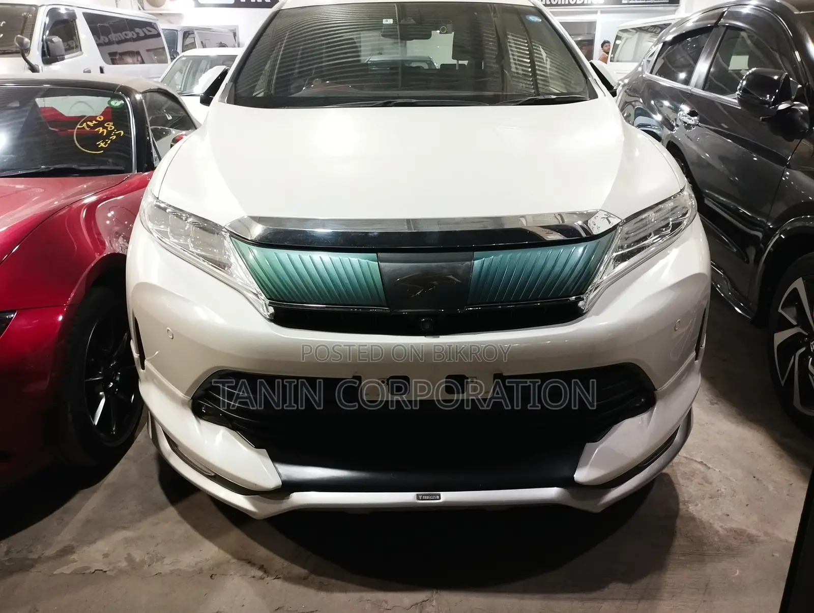 Toyota Harrier HYBRID ALL OPTION 2018