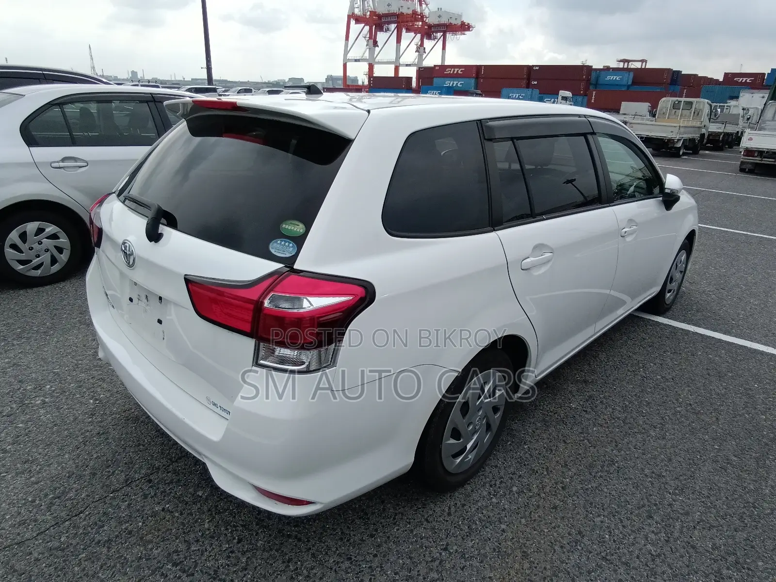 Toyota Fielder Non Hybrid EX White 2020