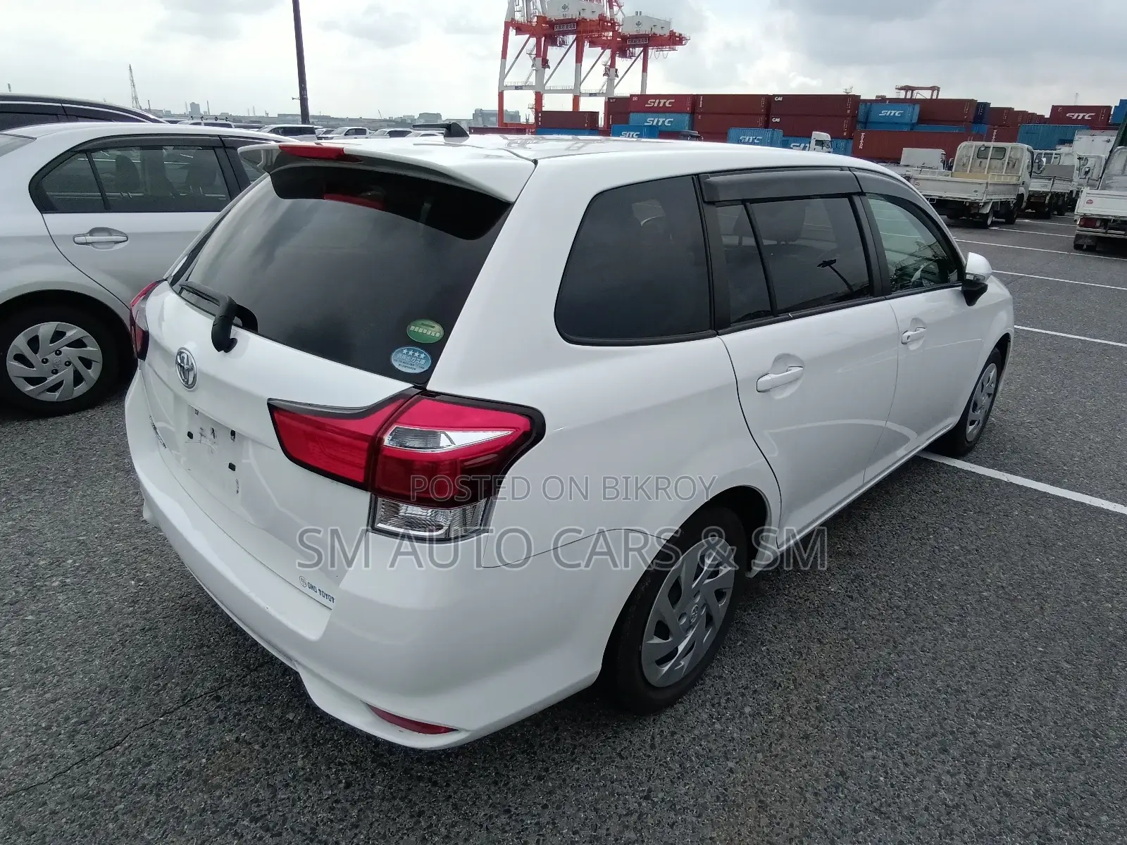Toyota Fielder Non Hybrid EX White 2020