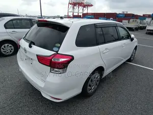 Toyota Fielder Non Hybrid EX White 2020