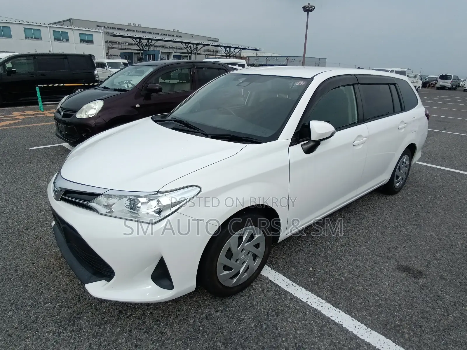 Toyota Fielder Non Hybrid EX White 2020