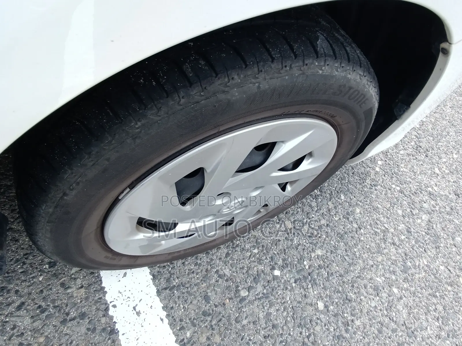 Toyota Fielder Non Hybrid EX White 2020