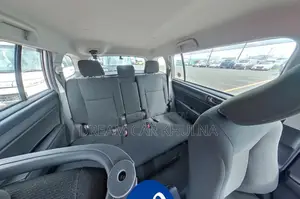 Toyota Fielder Ex Hybrid Silver2020 2020
