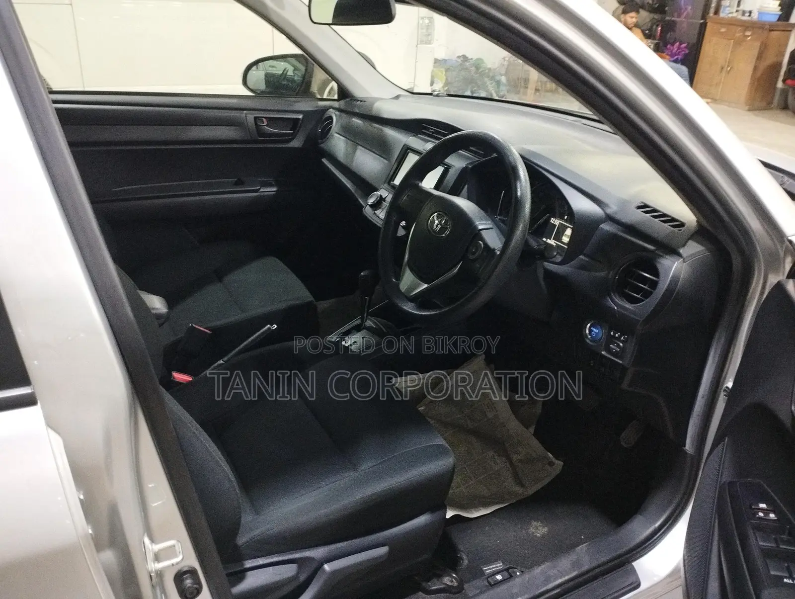 Toyota Axio Hybrid EX 4 AP 2020