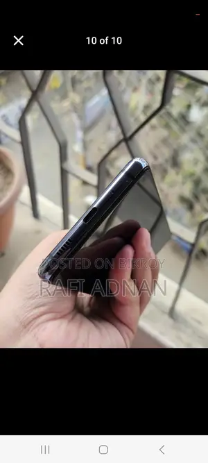Samsung Galaxy S20 FE . (Used)