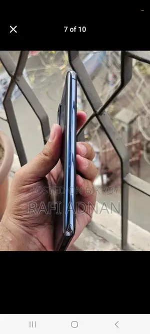Samsung Galaxy S20 FE . (Used)
