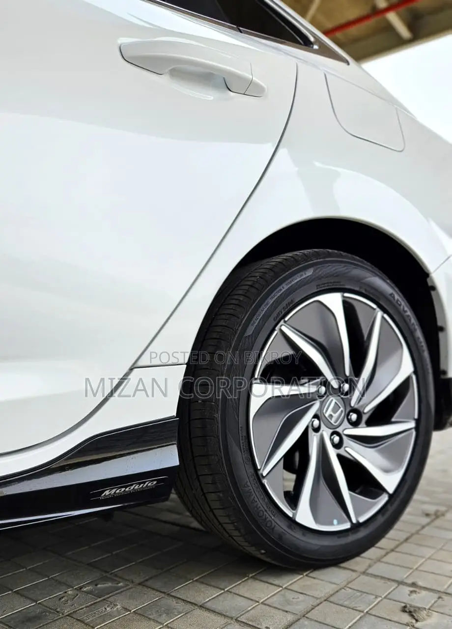 Honda Insight EX 2021 Pearl