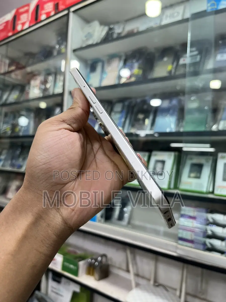 OPPO A59 . (Brand New)