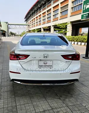 Honda Insight EX 2021 Pearl