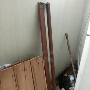 One Single Bed + Two Mattresses