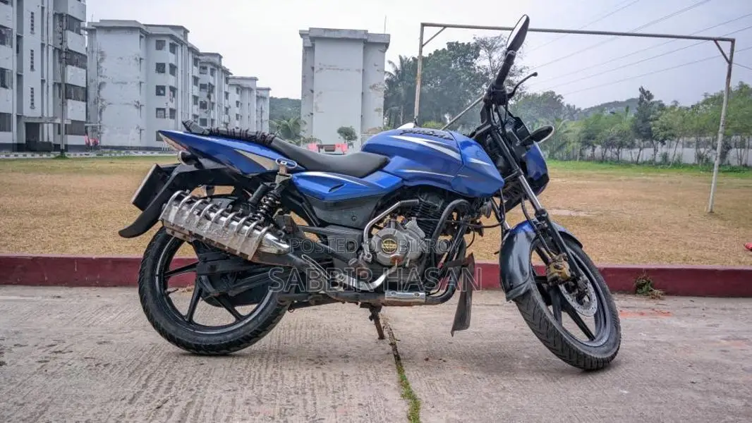 Bajaj Pulsar 150 - 2018
