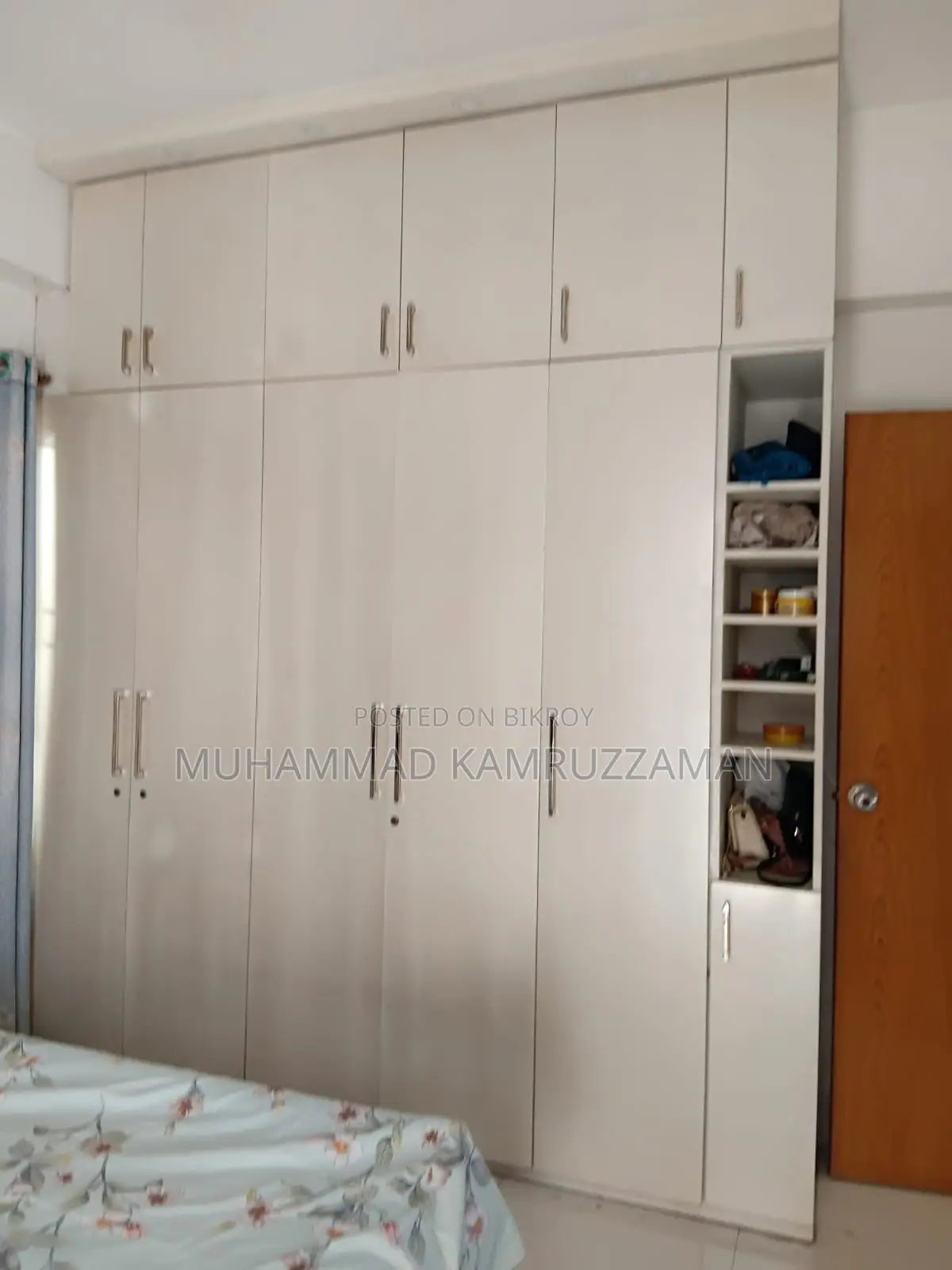 Flat Sale in Prime Location