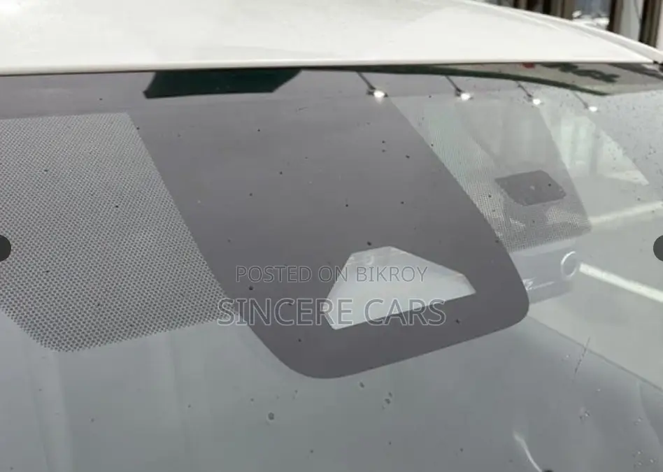 Toyota Noah SG. NON. HYB 2022