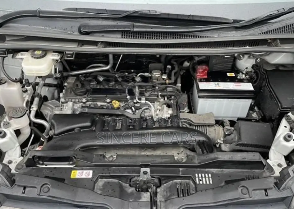 Toyota Noah SG. NON. HYB 2022