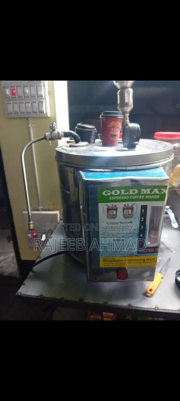 কফি মেশিন ক্যাপাচিনো বানানো