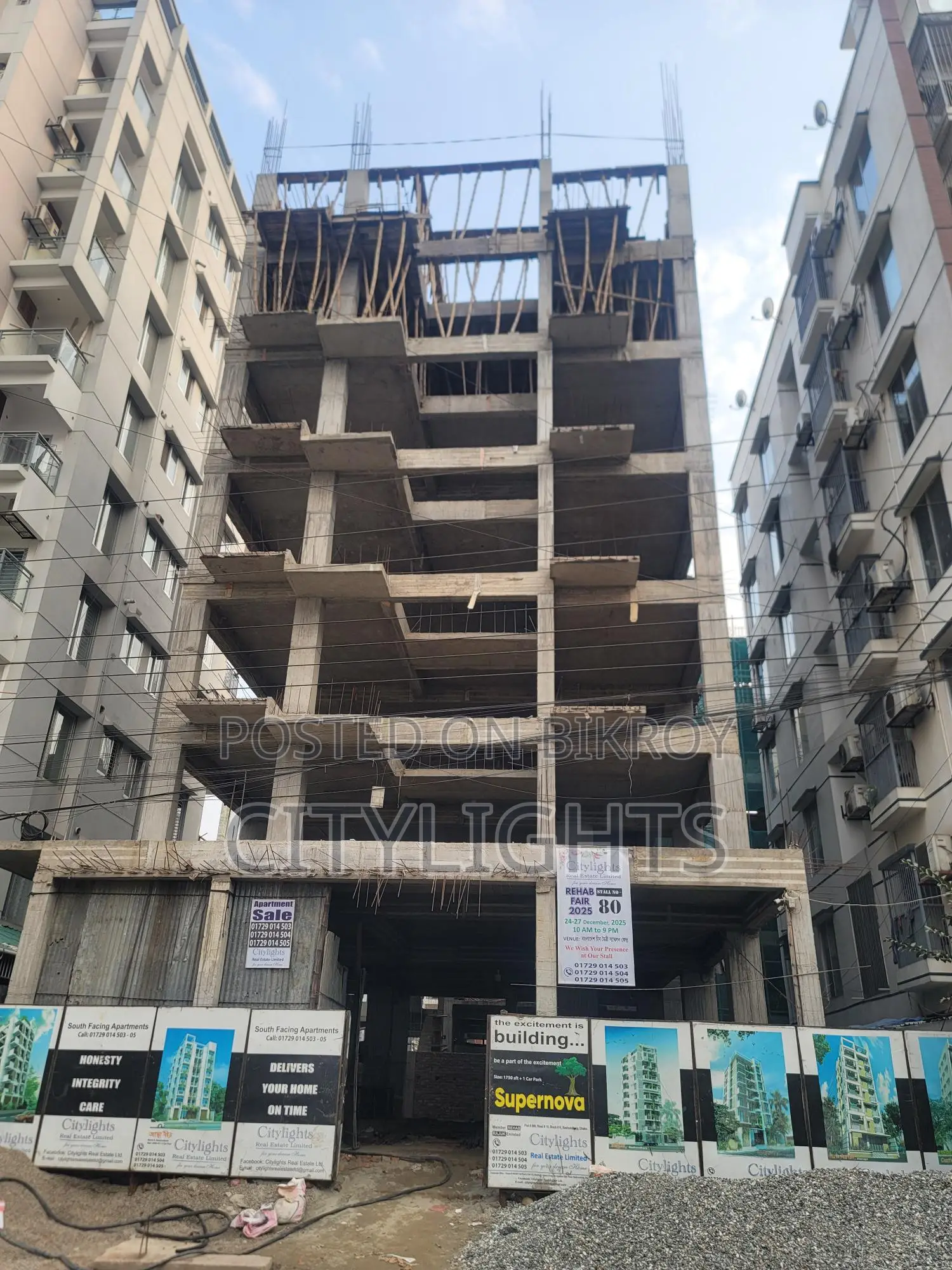 Nice Elevation 1750 sft Apartment