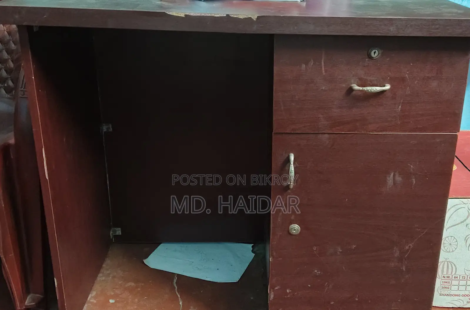 অফিস ডেস্ক বিক্রির জন্য