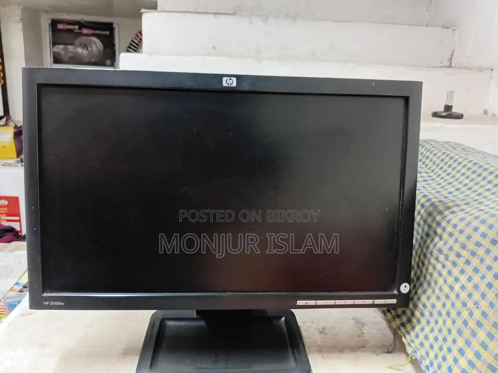 17-inch Monitor