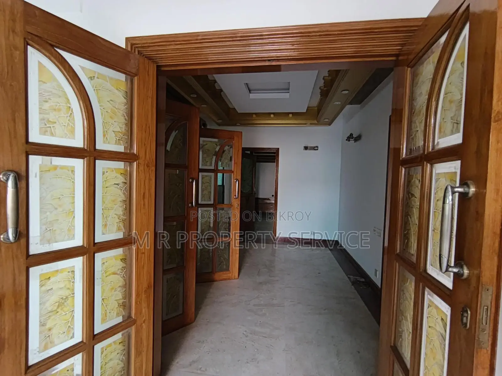 Duplex Baridhara Diplomatic Semi Furnished Apartment Rent