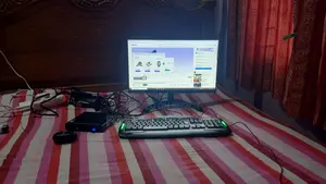 HP mini pc with Monitor