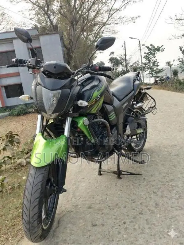 Yamaha FZS FZSV1 2011