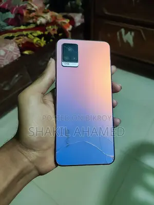 Vivo V20 (Used)